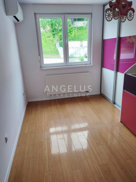 3 rooms, Apartment, 106m², 1 Floor