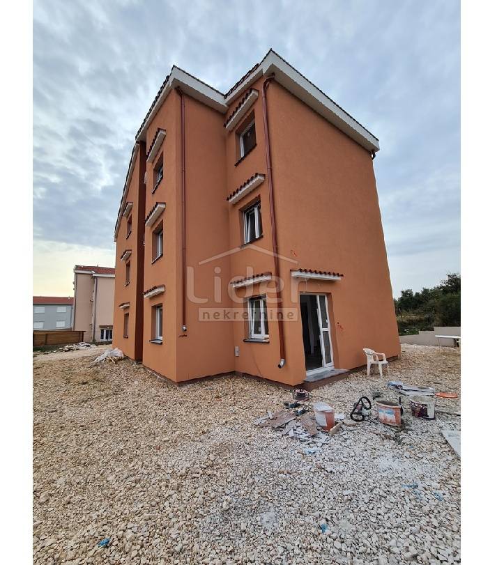 3-locale, Appartamento, 77m², 2 Piano