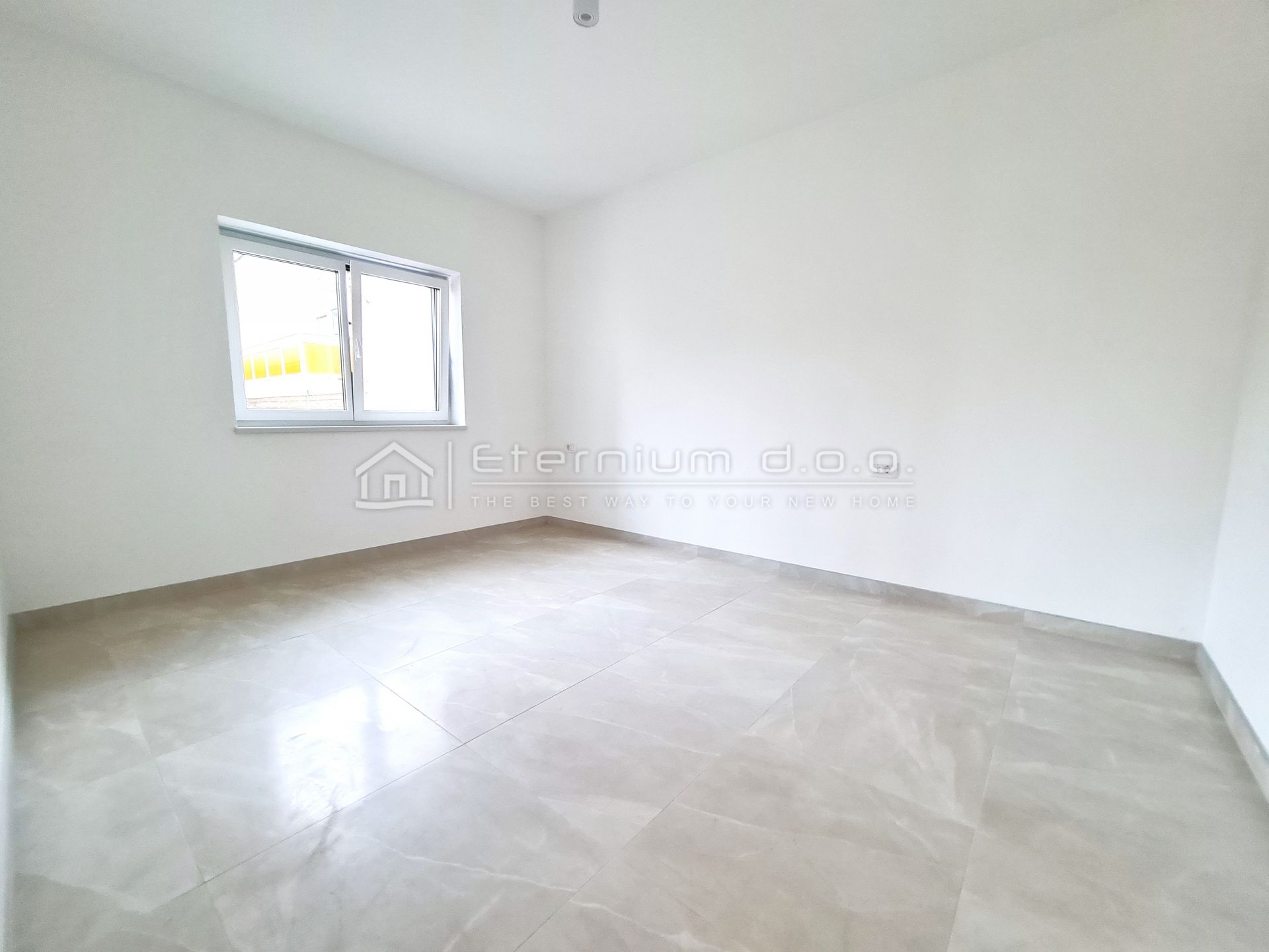 3-locale, Appartamento, 77m², 1 Piano