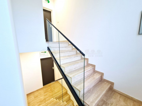 3-locale, Appartamento, 78m², 2 Piano