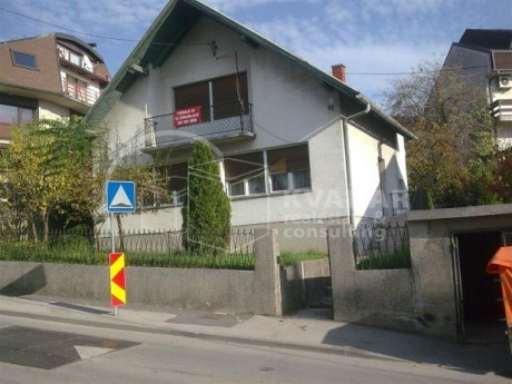 House, 180m², Plot 340m²