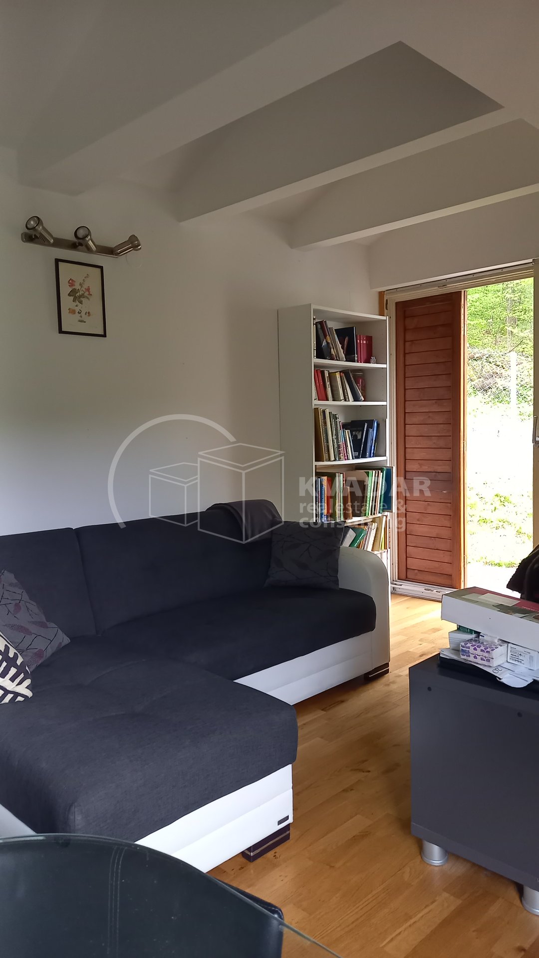 House, 47m², Plot 666m²