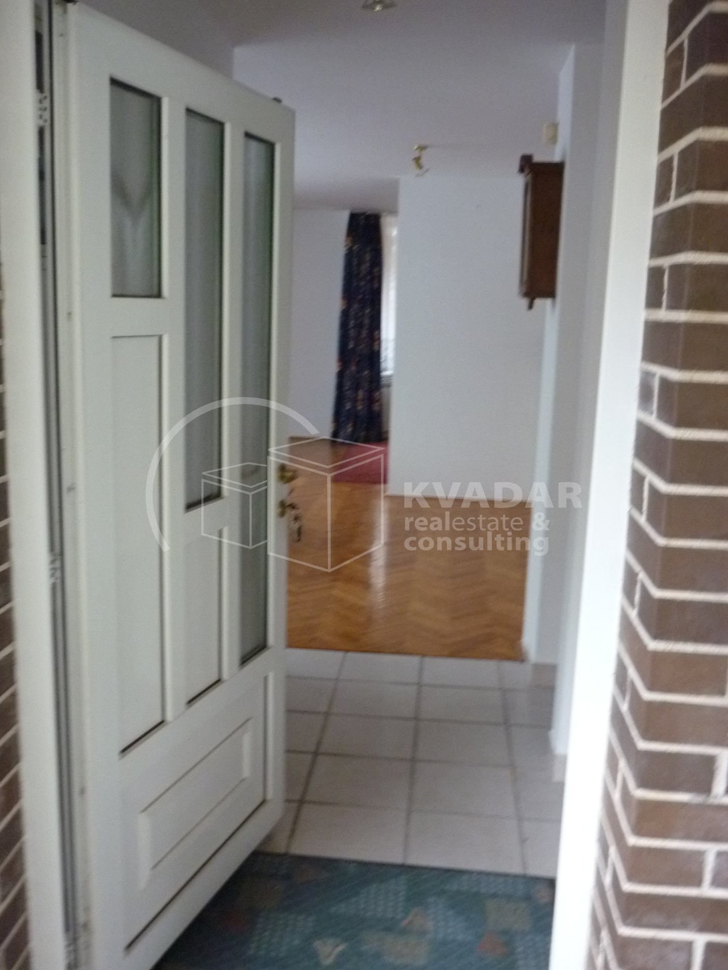 House, 300m², Plot 40m²