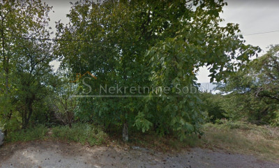 688m², Plot