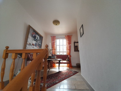 Haus, 431m², Grundstück 450m²