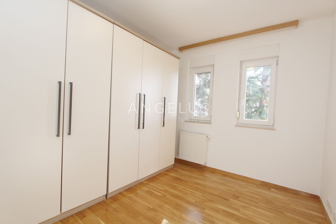 House, 275m², Plot 800m²