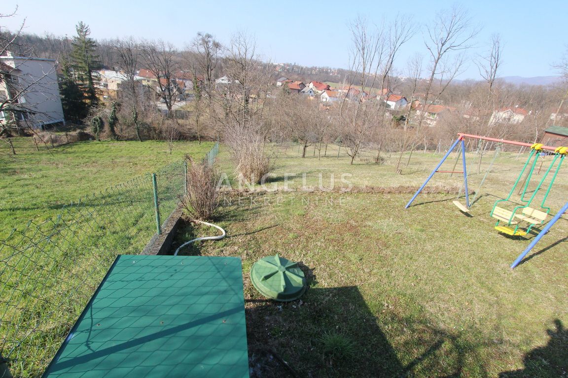 House, 275m², Plot 800m²