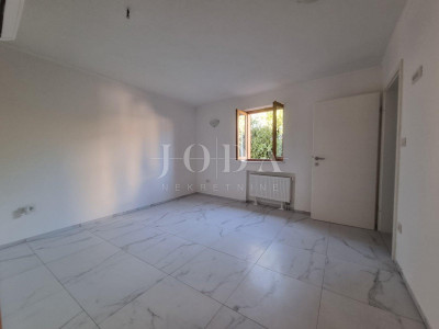 House, 120m², Plot 0m²