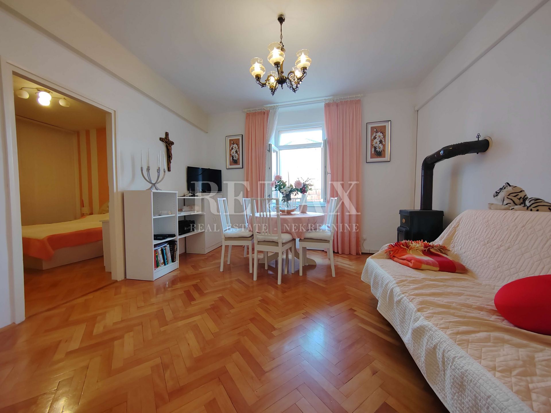 3 rooms, Apartment, 50m², 2 Floor