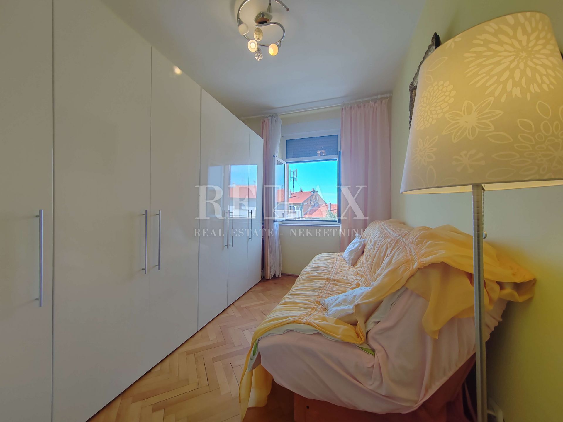 3-к, Квартира, 50м², 2 Этаж