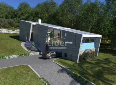 1569m², Plot