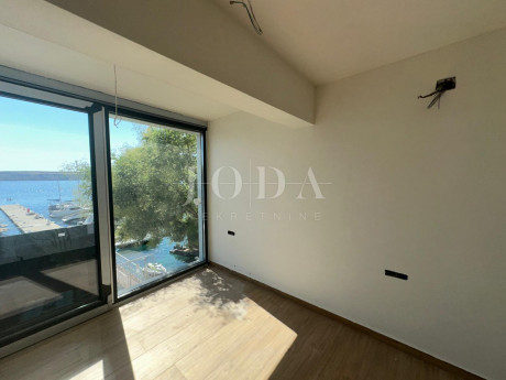 4-locale, Appartamento, 94m², 2 Piano