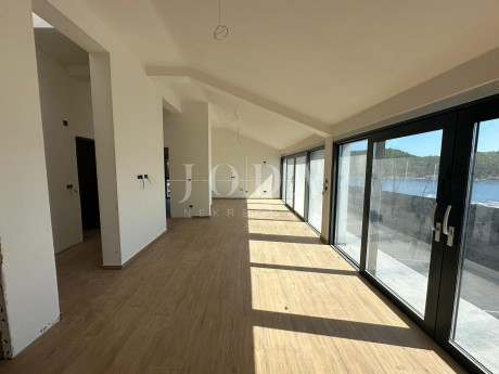 3-locale, Appartamento, 96m², 3 Piano