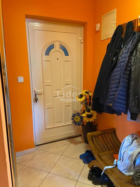 3-locale, Appartamento, 82m², 1 Piano