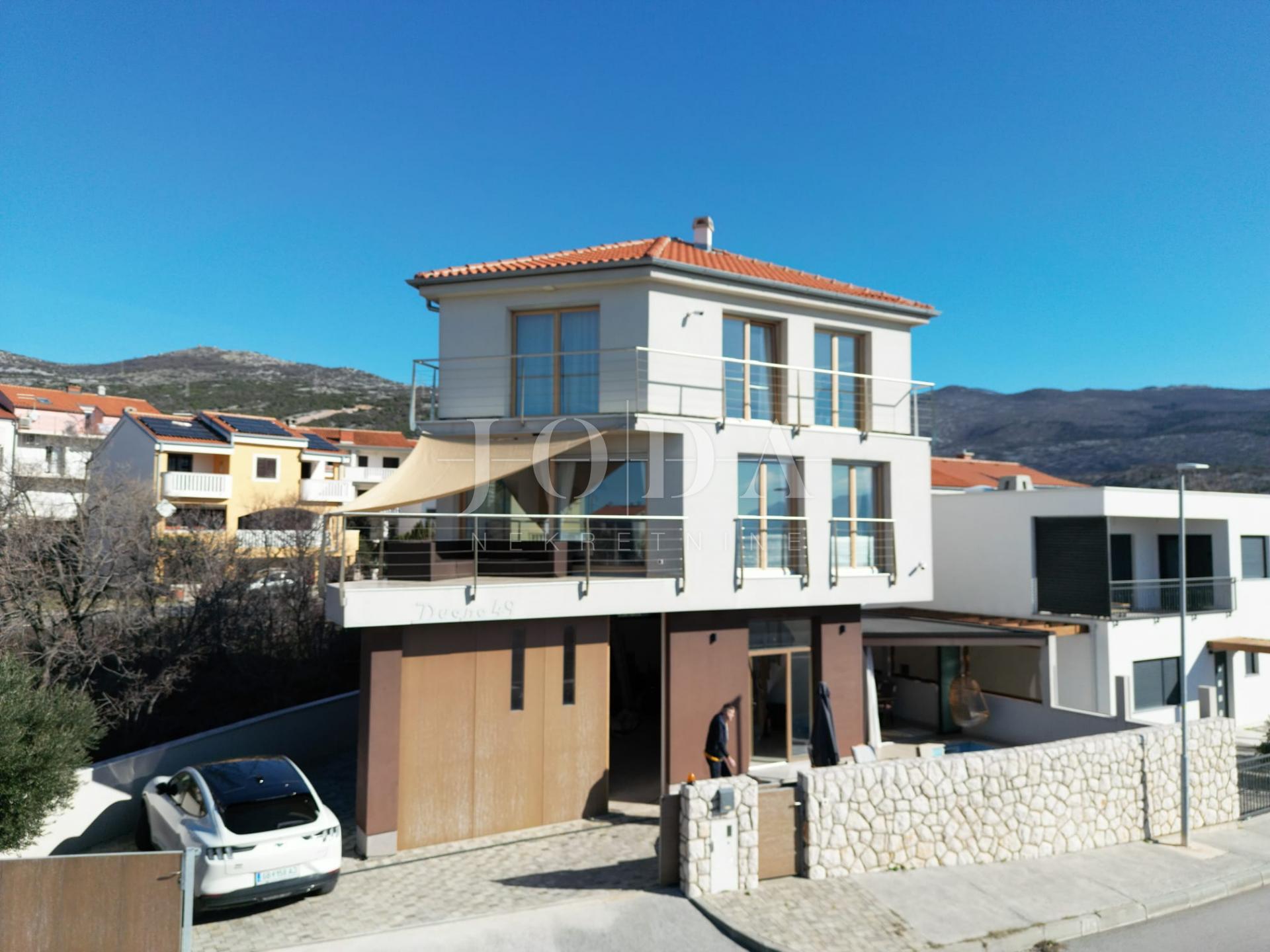 Casa, 165m², Terreno 310m²