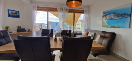 House, 165m², Plot 310m²