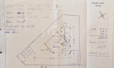 House, 165m², Plot 310m²