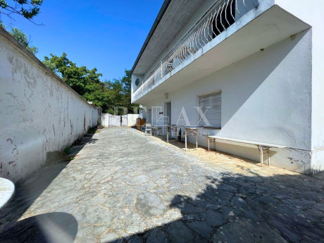 House, 145m², Plot 340m²