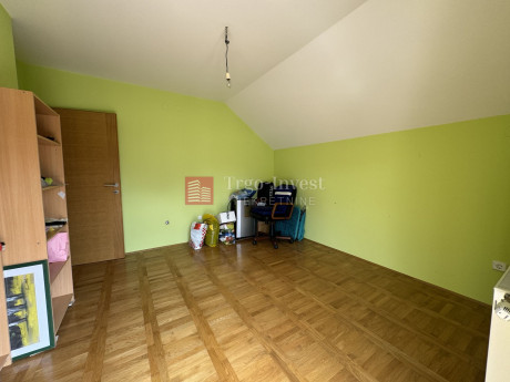 House, 200m², Plot 450m²