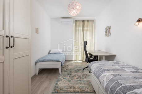 3-к, Квартира, 80м², 4 Этаж