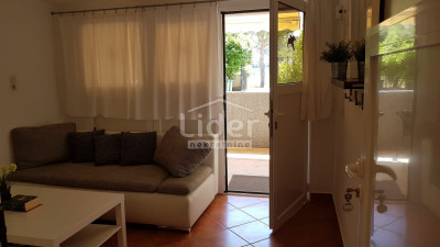 Casa, 284m², Terreno 759m²