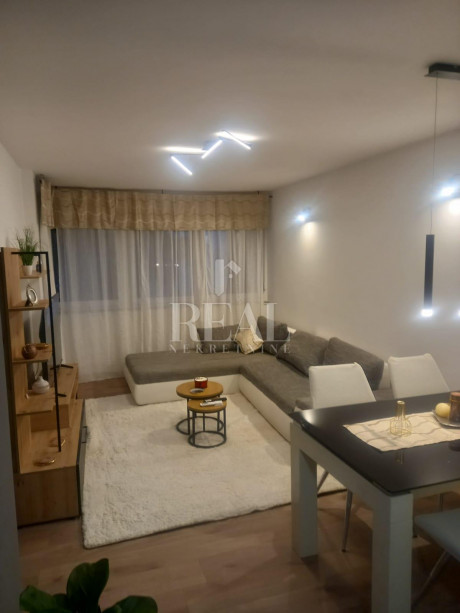 3-locale, Appartamento, 67m², 2 Piano