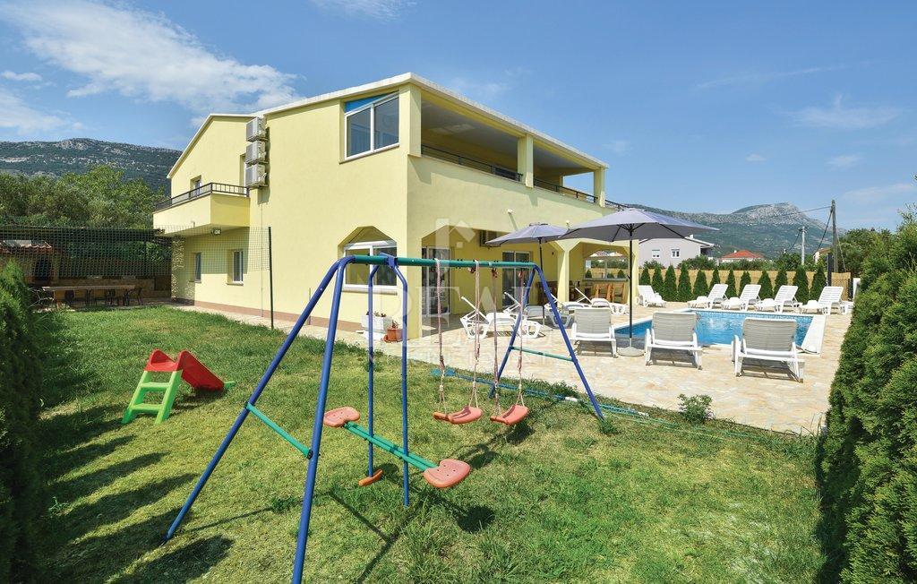 Casa, 420m², Terreno 1000m²