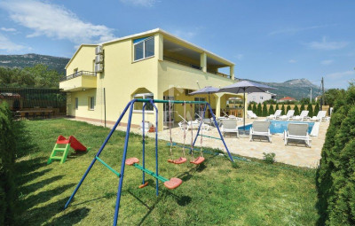 House, 420m², Plot 1000m²