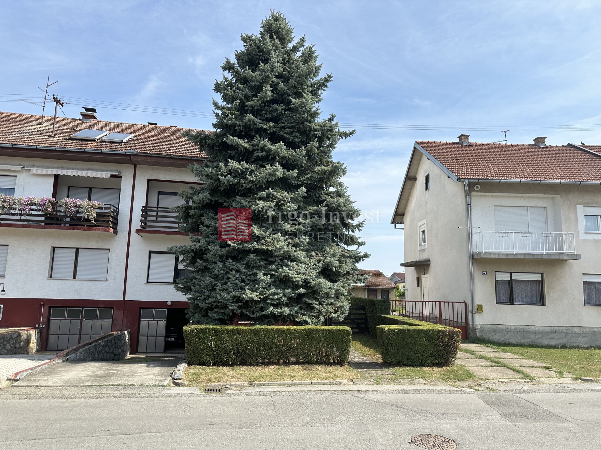 Kuća, 150m², Zemljište 402m²