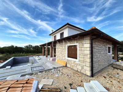 House, 188m², Plot 500m²