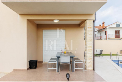 House, 180m², Plot 301m²