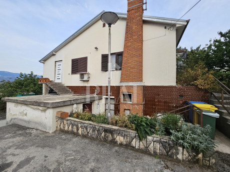 House, 300m², Plot 1700m²