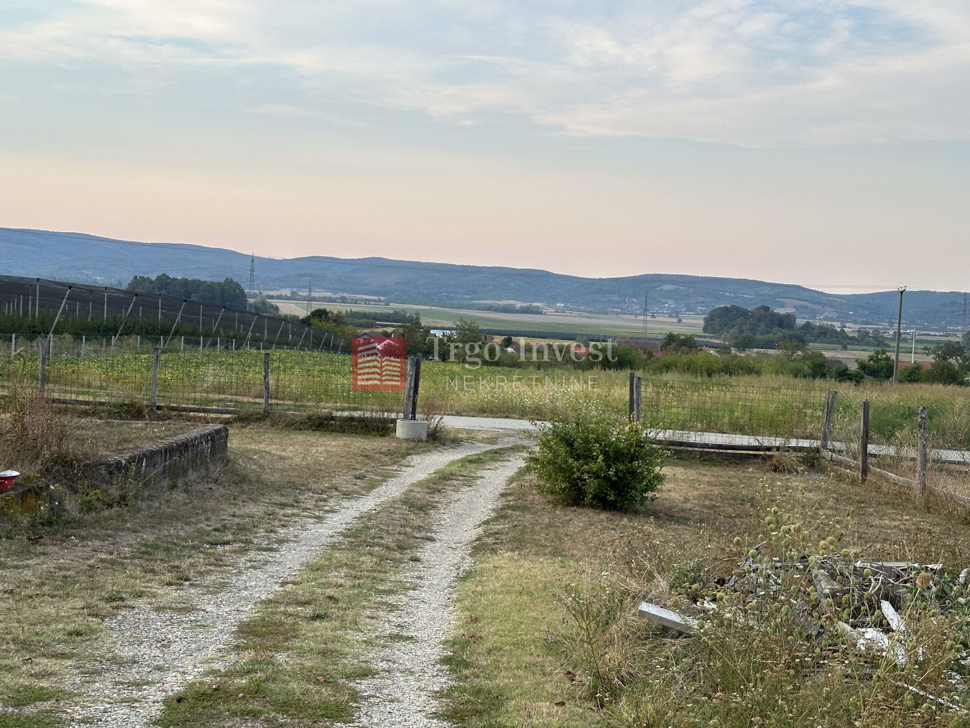 Haus, 22300m², Grundstück 0m²