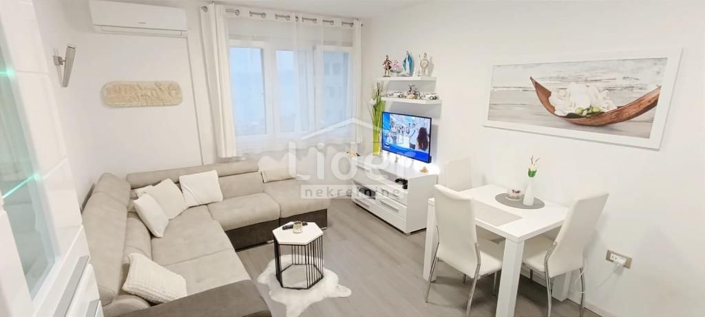 2-Zi., Wohnung, 40m², 3 Etage