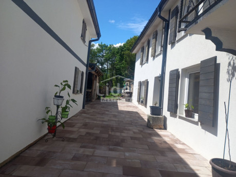 Casa, 330m², Terreno 0m²