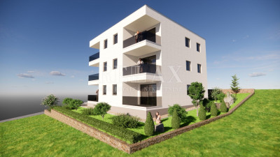 Kuća, 361m², Zemljište 357m²