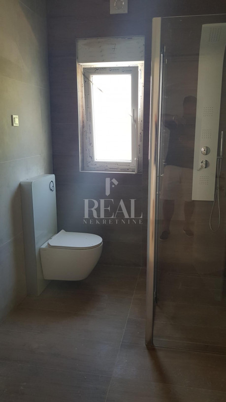 3-locale, Appartamento, 71m², 2 Piano