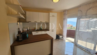 3 rooms, Apartment, 126m², 1 Floor