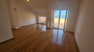 4 rooms, Apartment, 113m², 2 Floor