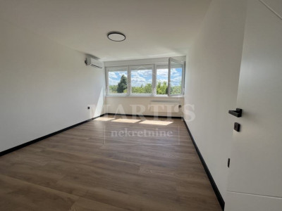 3-locale, Appartamento, 64m², 5 Piano