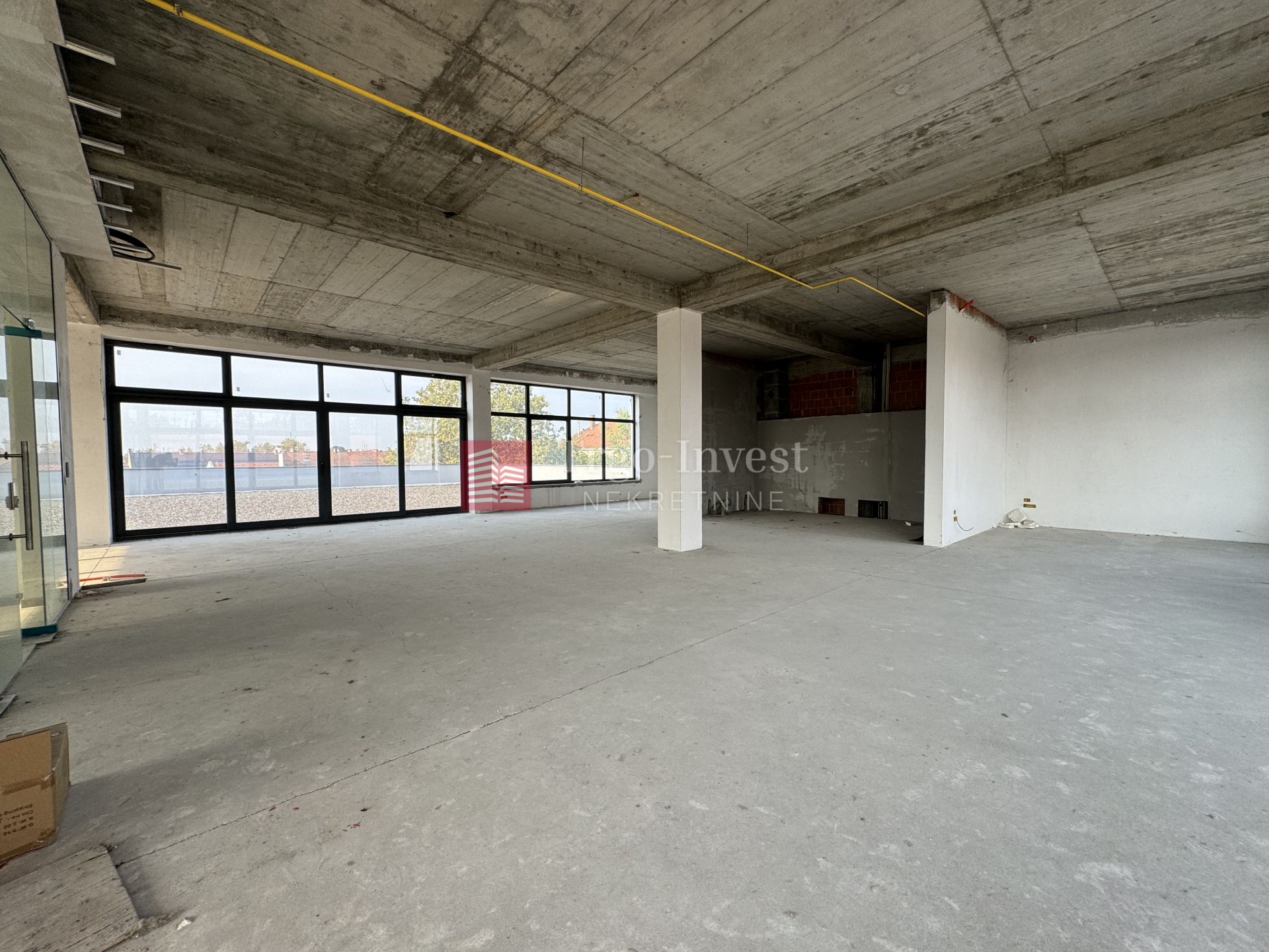 325m², Ufficio, 2 Piano