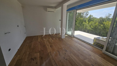 House, 151m², Plot 0m²