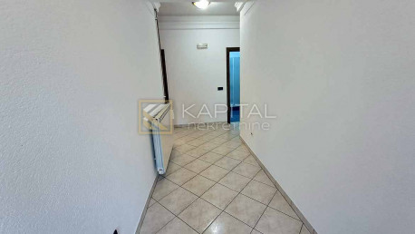 2-locale, Appartamento, 70m², 1 Piano