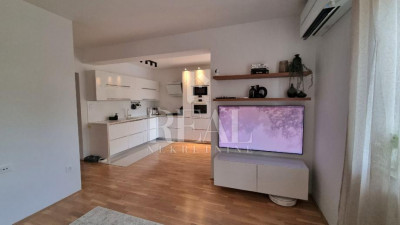 3 rooms, Apartment, 60m², 2 Floor