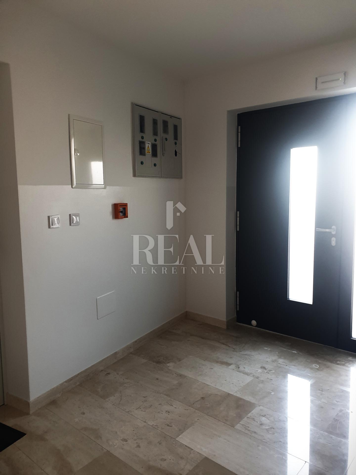 4-locale, Appartamento, 104m², 1 Piano