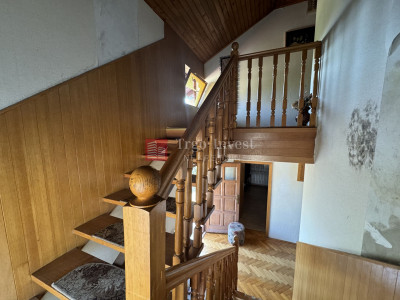 Haus, 180m², Grundstück 1916m²