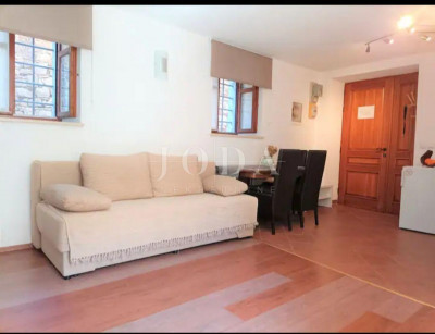 House, 180m², Plot 0m²