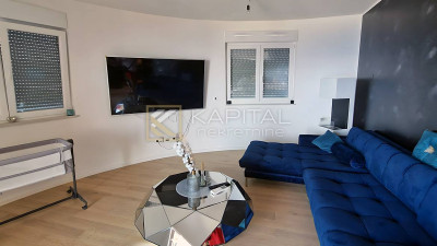 3-locale, Appartamento, 77m², 8 Piano