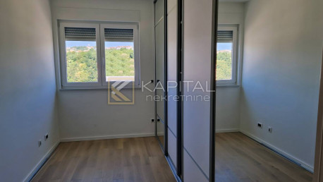 3-locale, Appartamento, 77m², 8 Piano