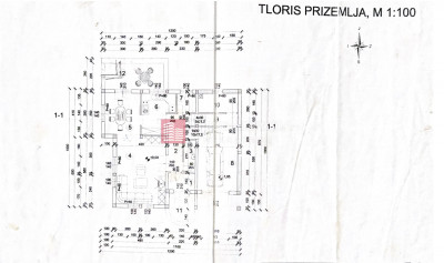 Kuća, 180m², Zemljište 884m²